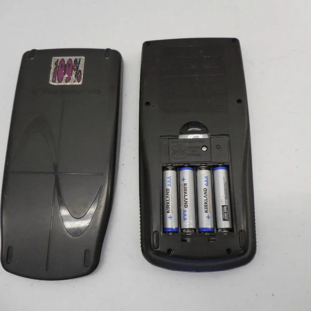 Texas Instruments TI-83 Plus Graphing Calculator With Cover Algebra Math - WORKS